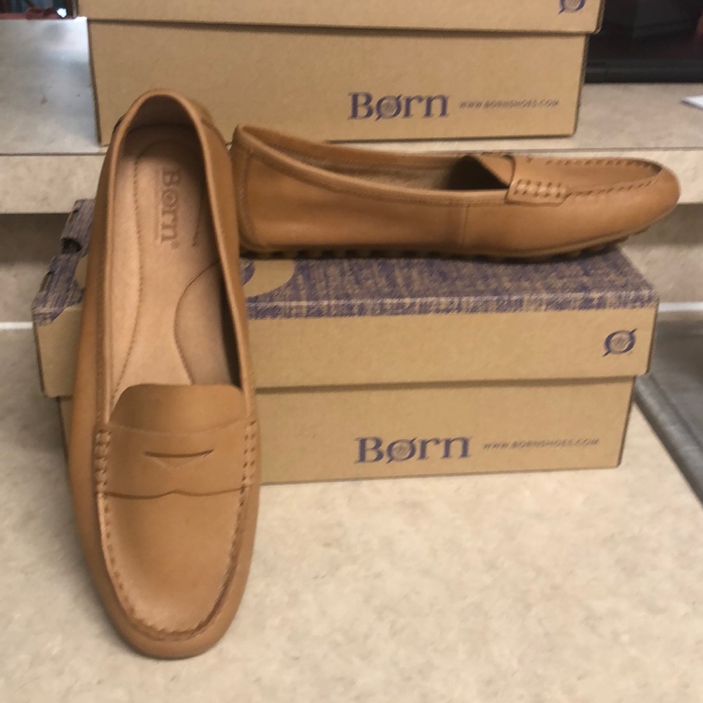 Born Carmel color leather flats.